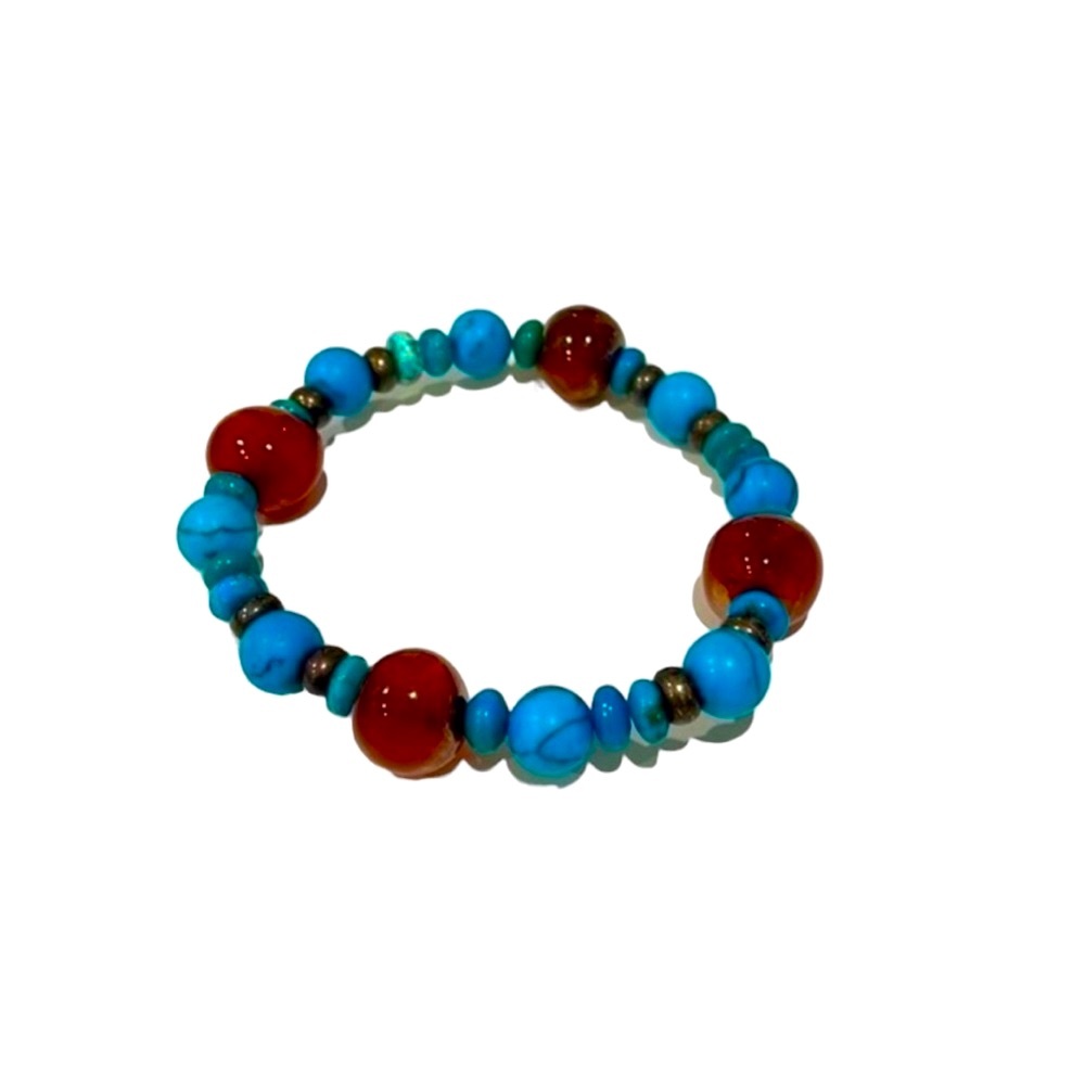 Vintage turquoise and amber elastic beaded bracelet. EUC